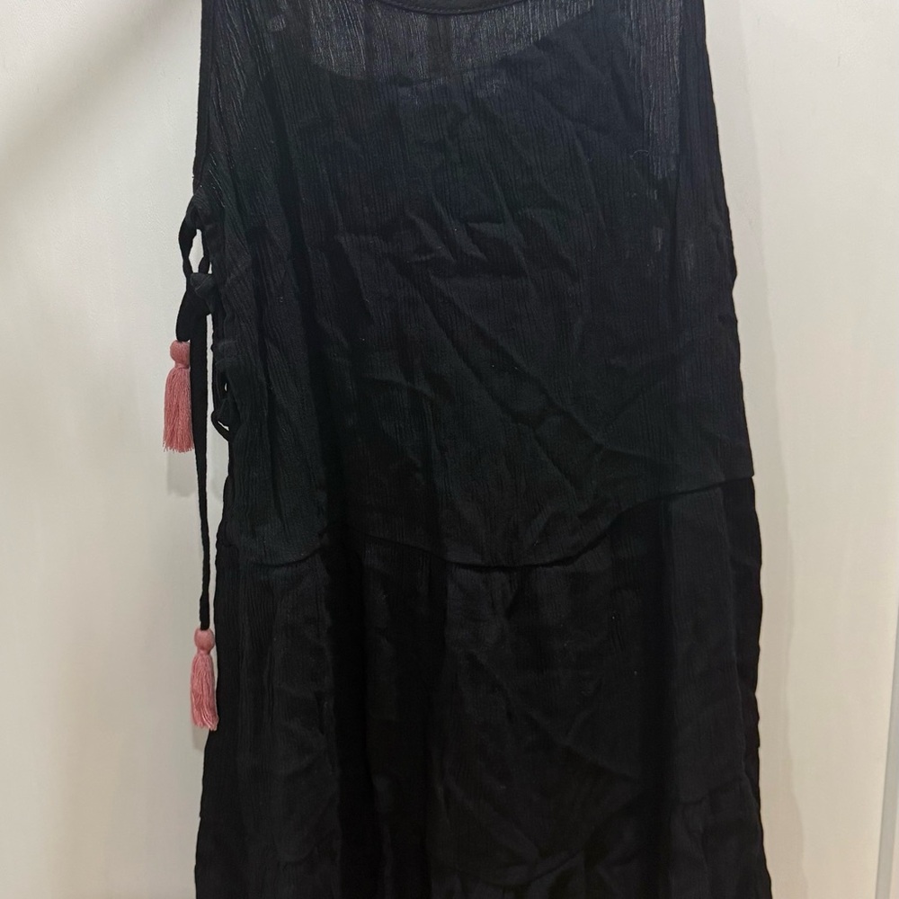 Miken Black Sleeveless Beach Cover-up